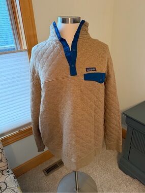Patagonia Men’s Quilted Snap-Up Sweater - Tan with Blue Accents
